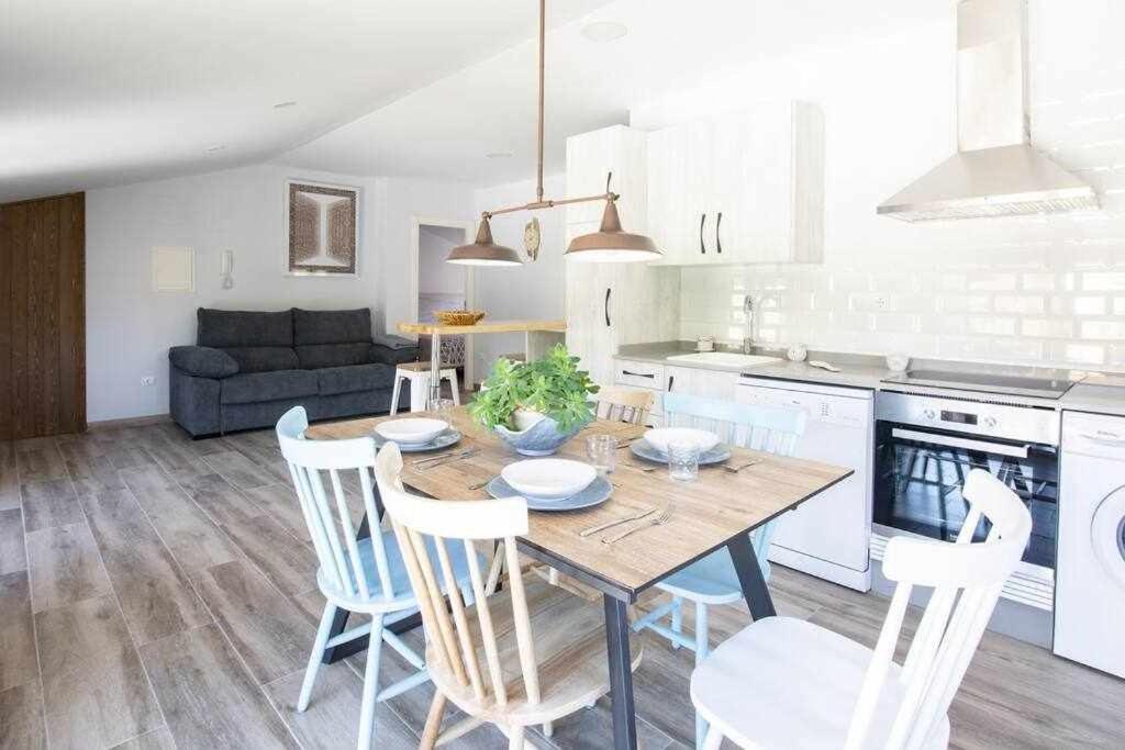 Villarroya de los Pinares Apartamento Creativo Villa Rubei מראה חיצוני תמונה
